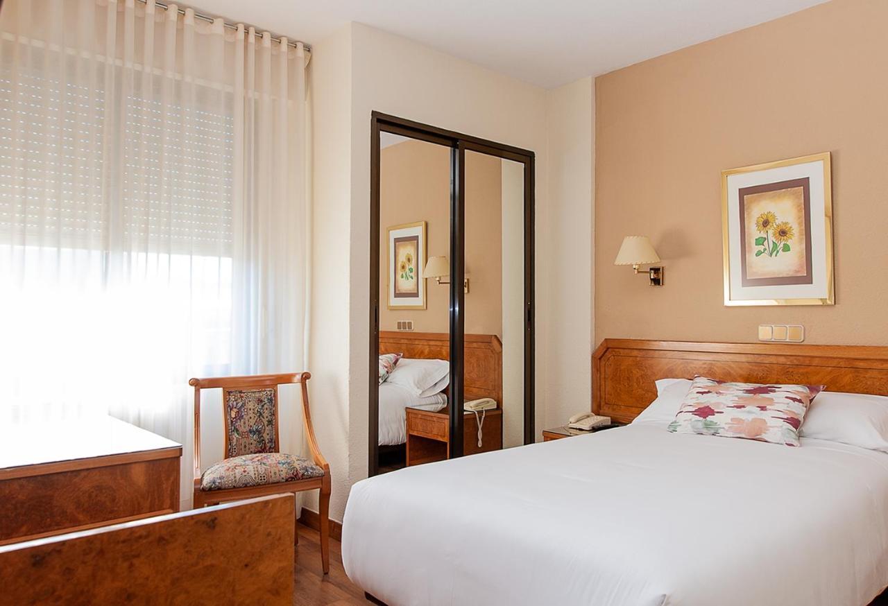 Hotel Don Carmelo Ávila Zewnętrze zdjęcie