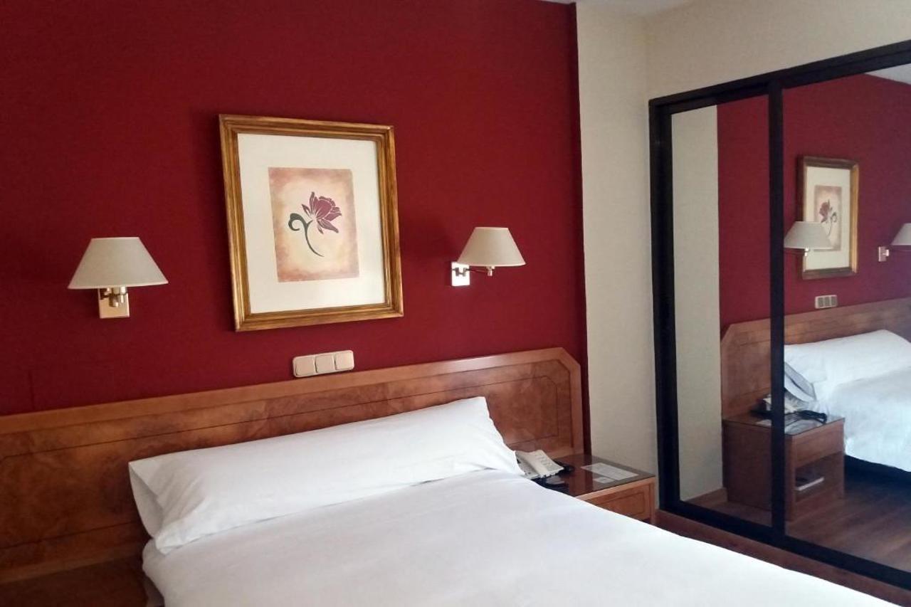 Hotel Don Carmelo Ávila Zewnętrze zdjęcie