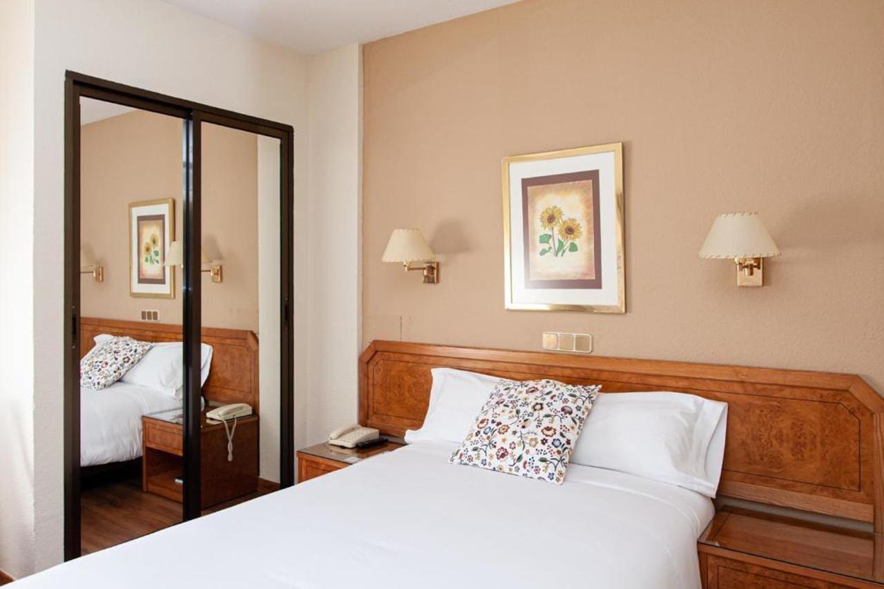 Hotel Don Carmelo Ávila Zewnętrze zdjęcie