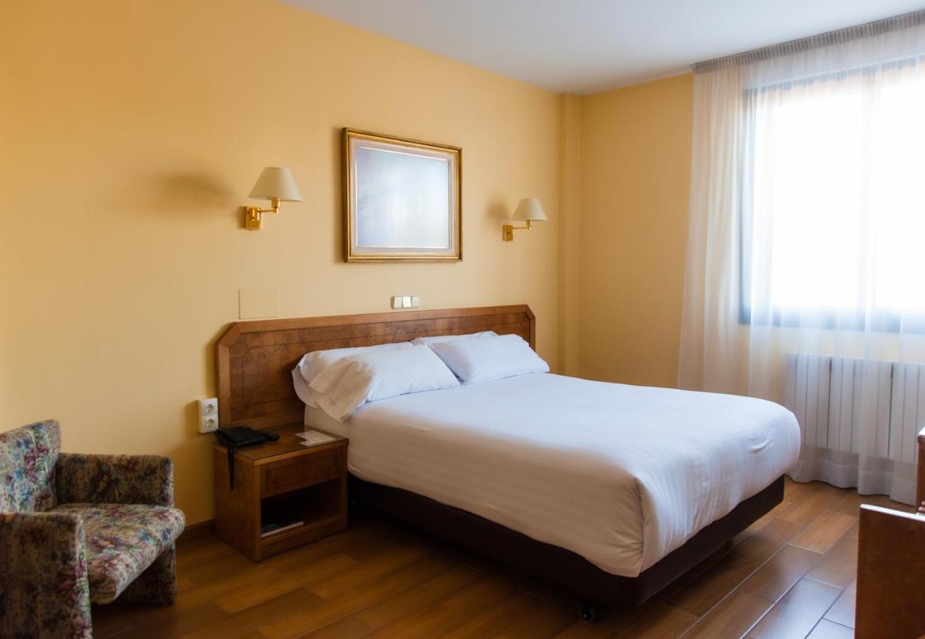 Hotel Don Carmelo Ávila Zewnętrze zdjęcie